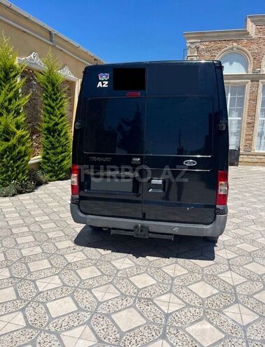 Ford Transit-2