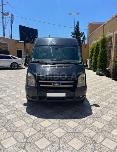 Ford Transit-1