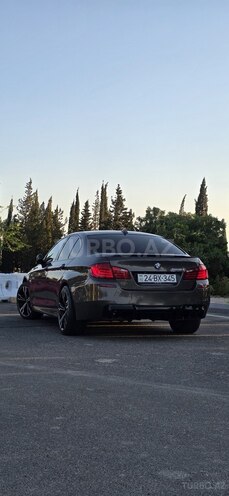 BMW 528-9