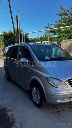 Mercedes Viano-6