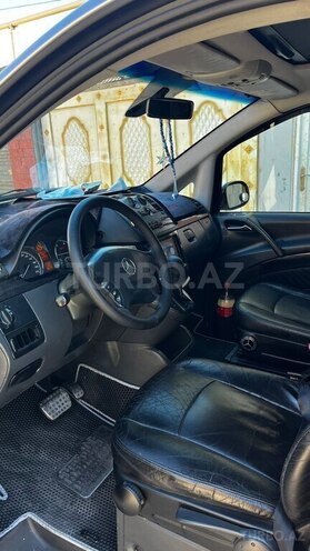 Mercedes Viano-7