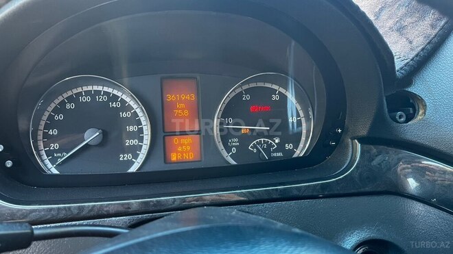 Mercedes Viano-9
