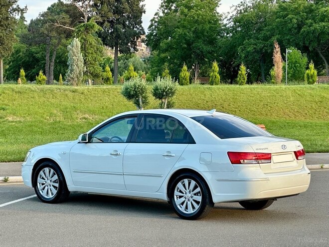Hyundai Sonata-7