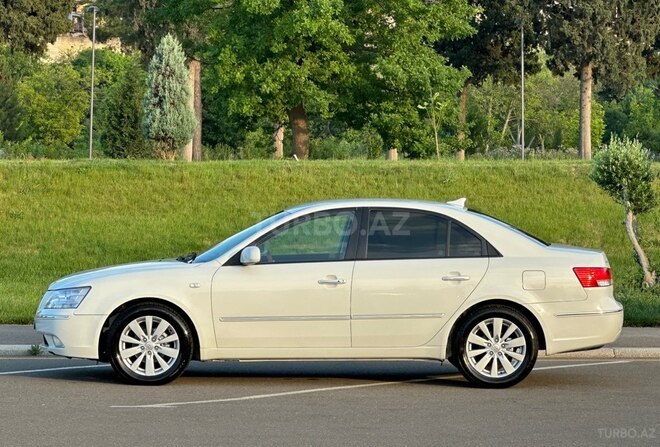 Hyundai Sonata-9