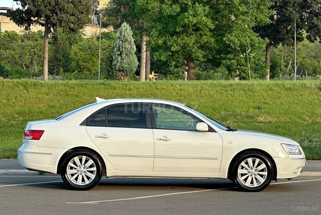Hyundai Sonata-10