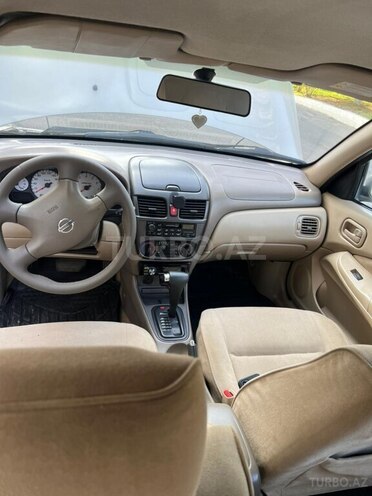 Nissan Sunny-4