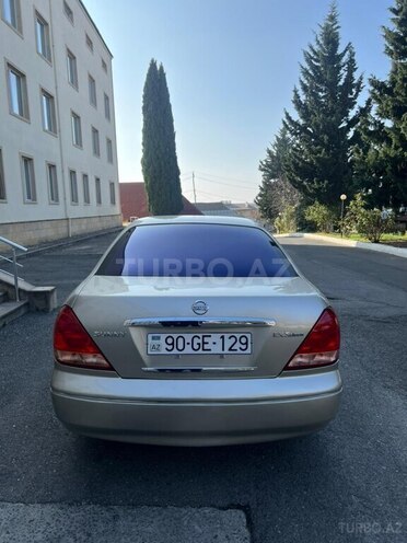 Nissan Sunny-11