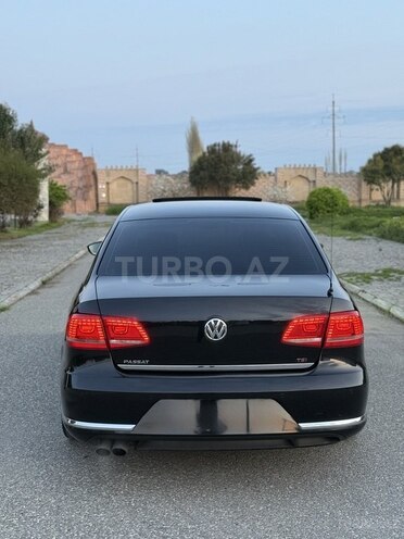 Volkswagen Passat-6