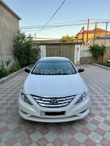 Hyundai Sonata-10