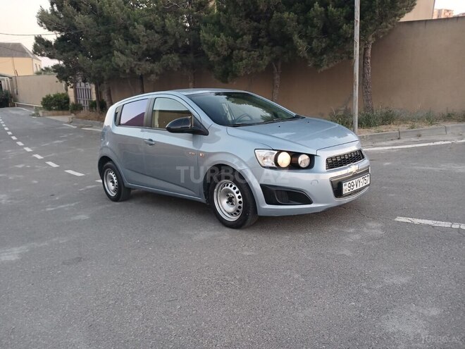 Chevrolet Aveo-3