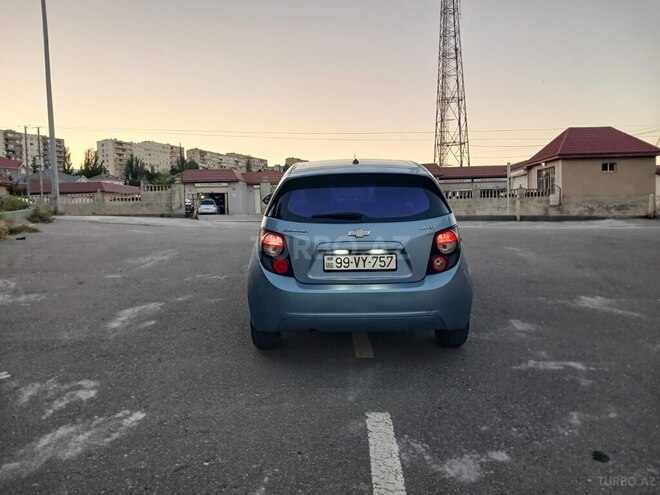Chevrolet Aveo-6