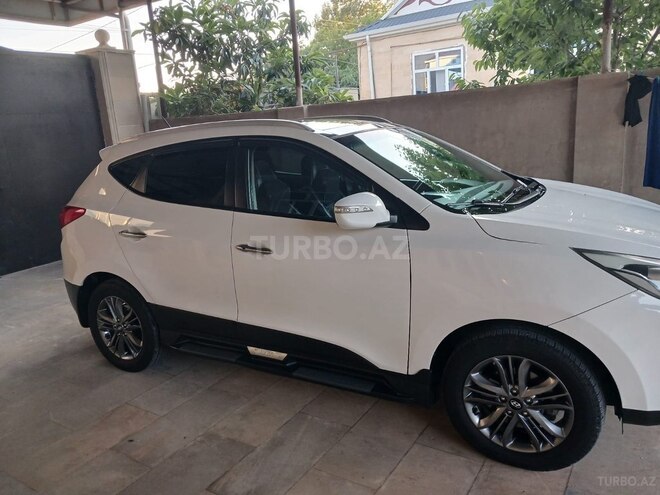 Hyundai ix35-4