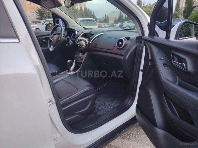 Chevrolet Trax-10