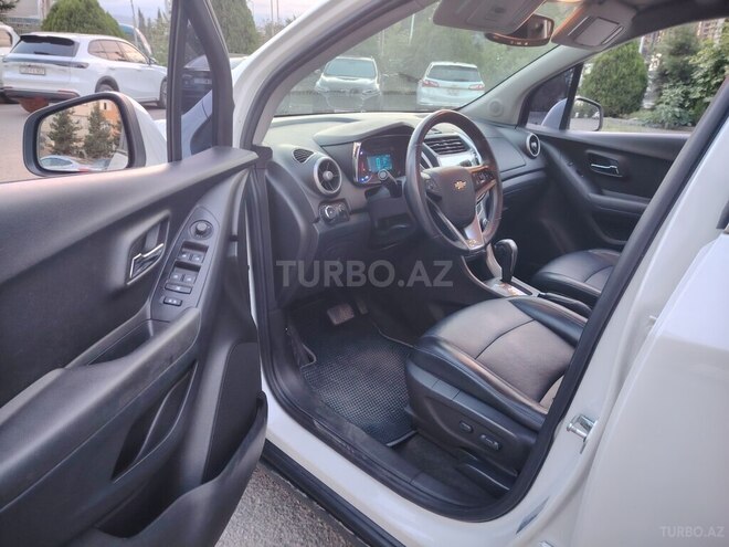 Chevrolet Trax-13