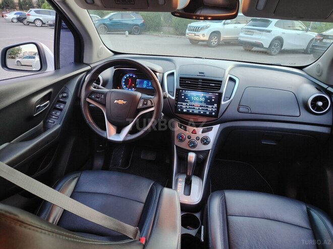 Chevrolet Trax-12