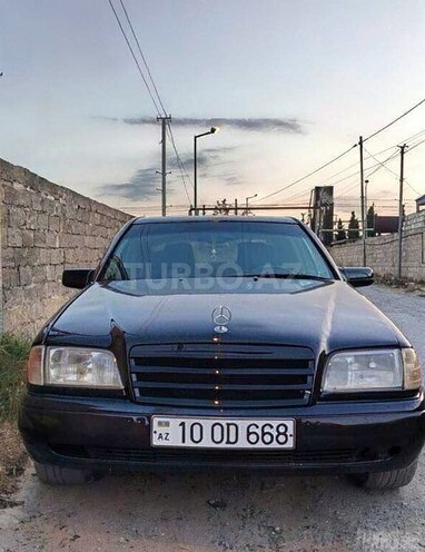 Mercedes C 220-1