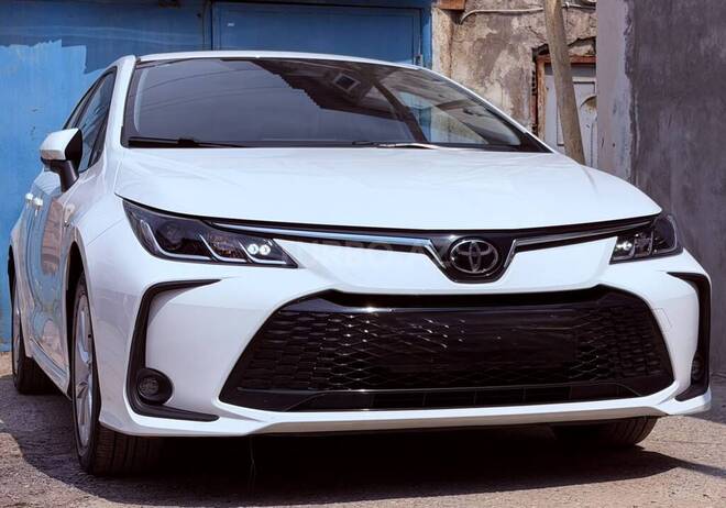 Toyota Corolla-8