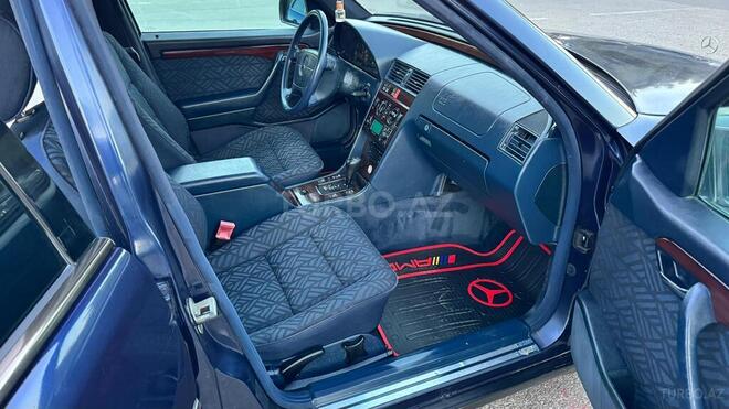 Mercedes C 220-10