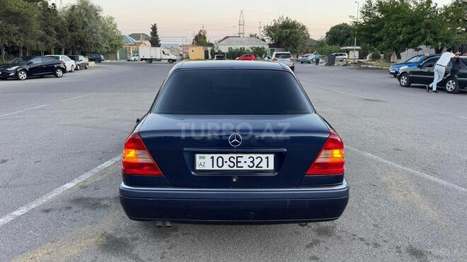 Mercedes C 220-2
