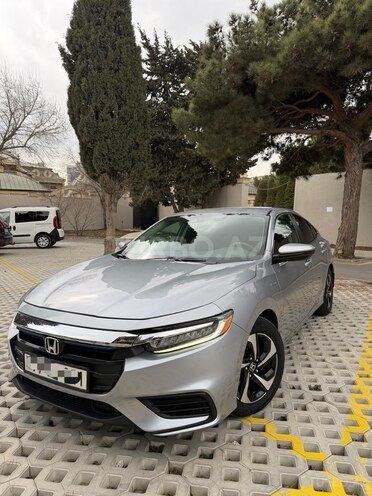 Honda Insight-1