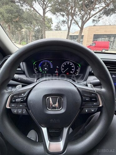 Honda Insight-11