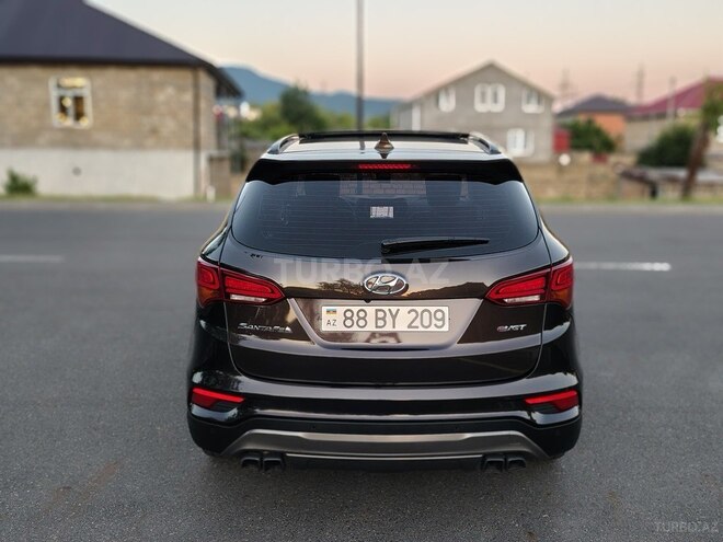 Hyundai Santa Fe-14