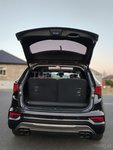 Hyundai Santa Fe-11
