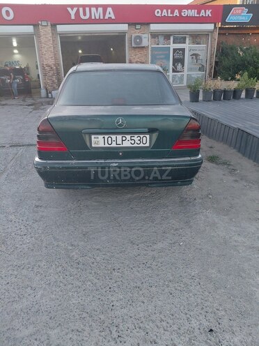 Mercedes C 230-8