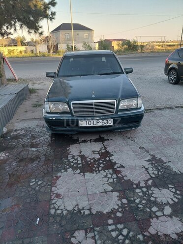 Mercedes C 230-1