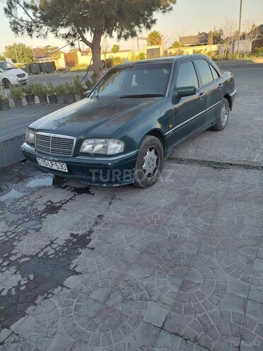 Mercedes C 230-4