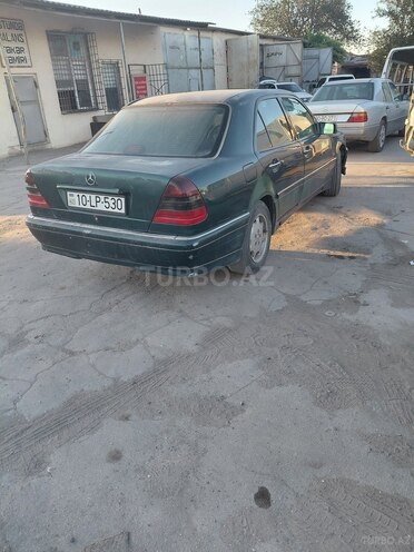Mercedes C 230-6