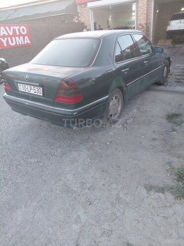 Mercedes C 230-7