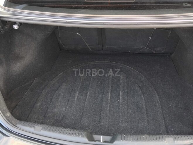 Hyundai Elantra-7