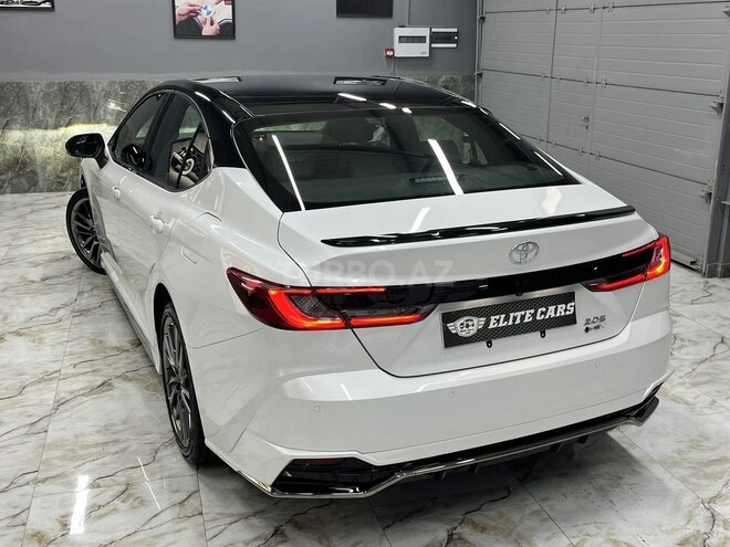 Toyota Camry-2