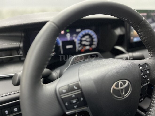 Toyota Camry-34