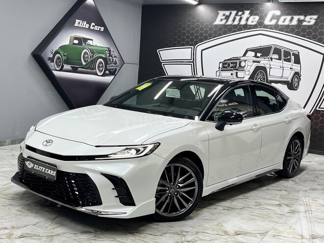 Toyota Camry-5