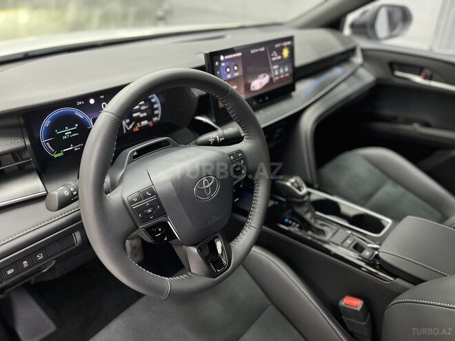 Toyota Camry-19