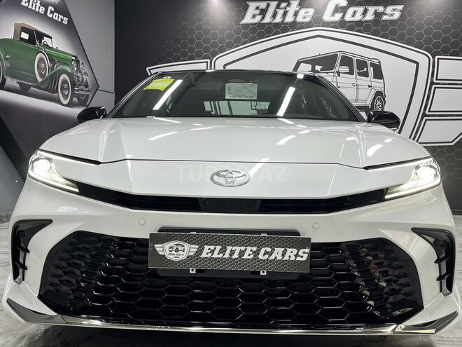 Toyota Camry-12