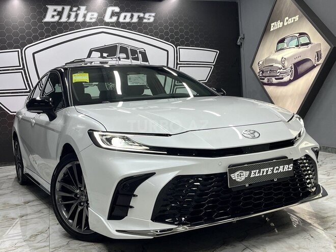 Toyota Camry-11