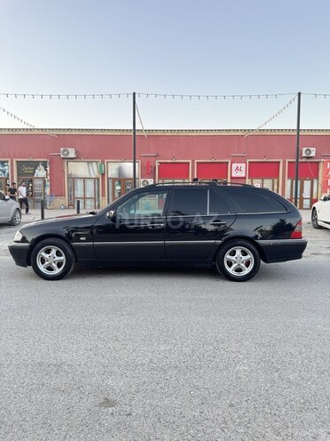 Mercedes C 180-3