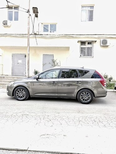 Kia Ceed SW-6