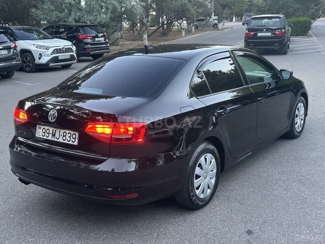Volkswagen Jetta-7