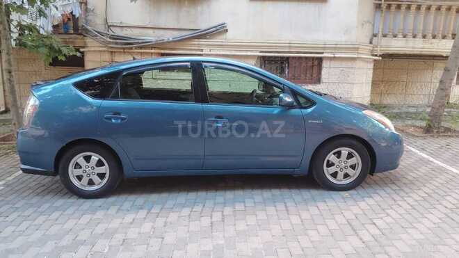Toyota Prius-10