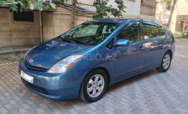 Toyota Prius-3