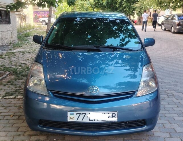Toyota Prius-2