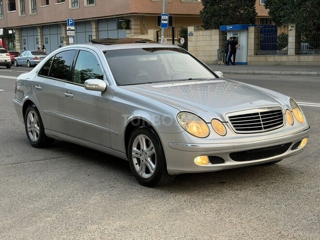 Mercedes E 320-5