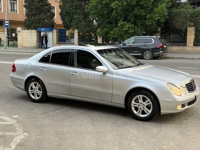 Mercedes E 320-3