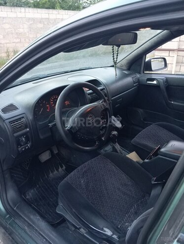 Opel Astra-9