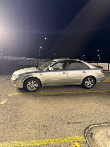 Hyundai Sonata-5