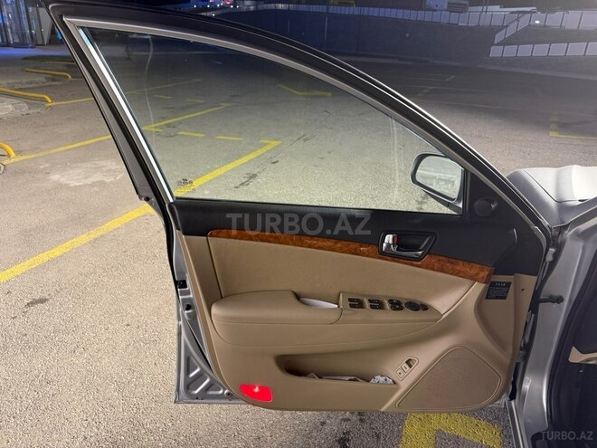 Hyundai Sonata-6